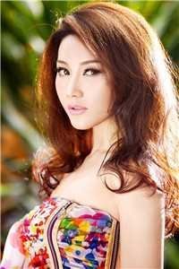 我好心救下校花后，她却恩将仇报完整