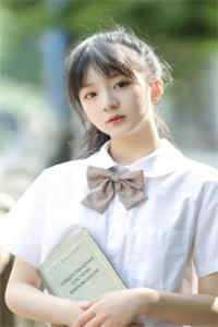 孤帆尽江海万顷热门推荐