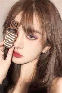 许你人间半阙春短篇