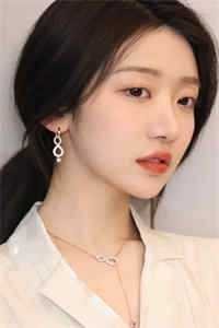 月光漫浸故人衫完整作品