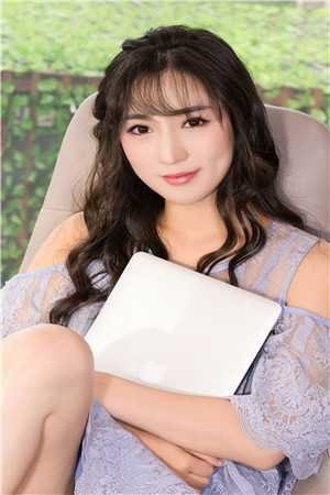 好孕白狐一胎六宝，被皇帝宠疯了全篇