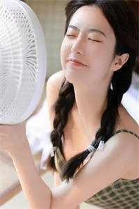 未婚夫和女兄弟在酒吧领证，我摇骰子让他们倾家荡产火爆小说