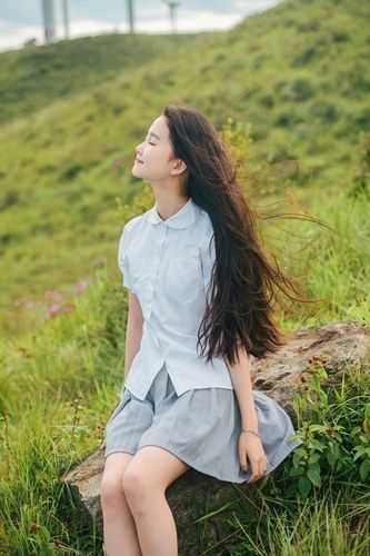 和她散于那年秋免费