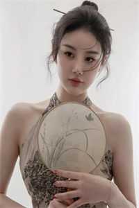 雪落无声覆白头异常火爆