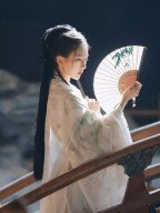 改嫁王府当富婆，夺他江山又如何无删减全文