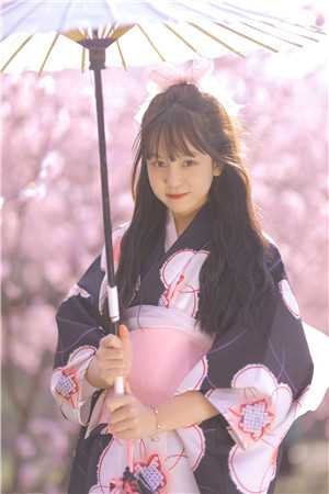 逃出囚笼归来，她将世子踢下神坛前文+