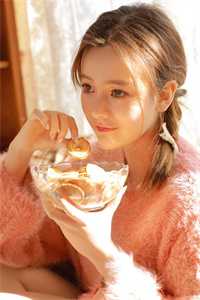 嫁权臣守寡一生？我重生改嫁了薛允禾李颐全局